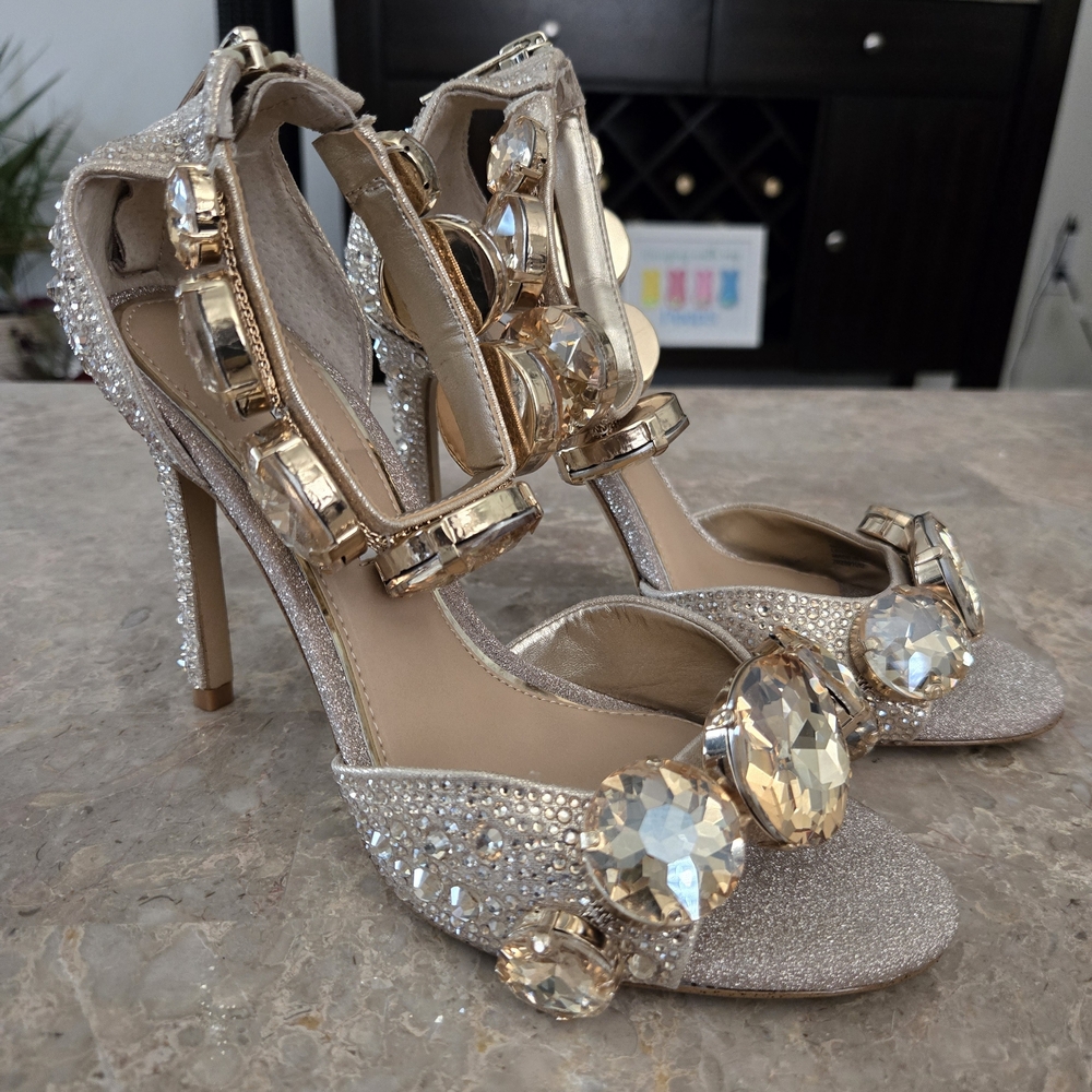 Gianni Bini Oaklynn rhinestone jeweled ankle cuff dress sandals in gold.   5.5